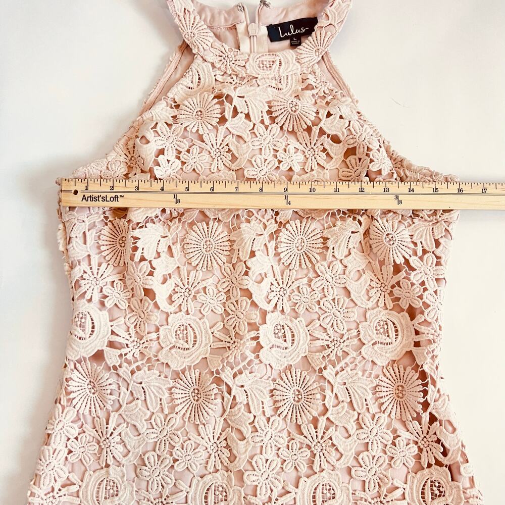 LULU'S LOVE POEM PEACH FLORAL CROCHET LINED LACE HALTER NECK SLEEVLESS DRESS - Picture 11 of 12